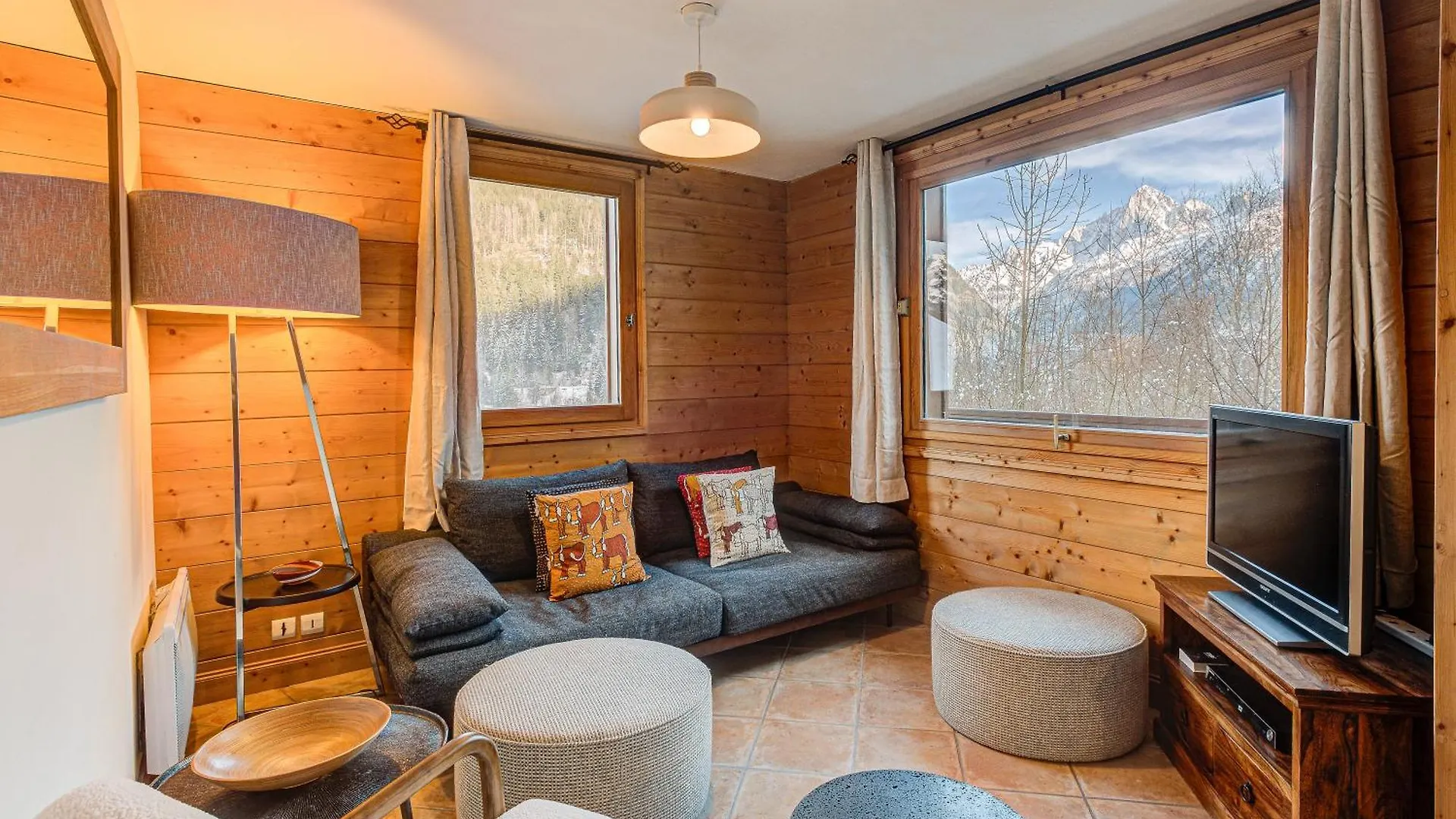 Apartment Kandahar - Alpes Travel - Central Chamonix - Sleeps 4 Les Houches