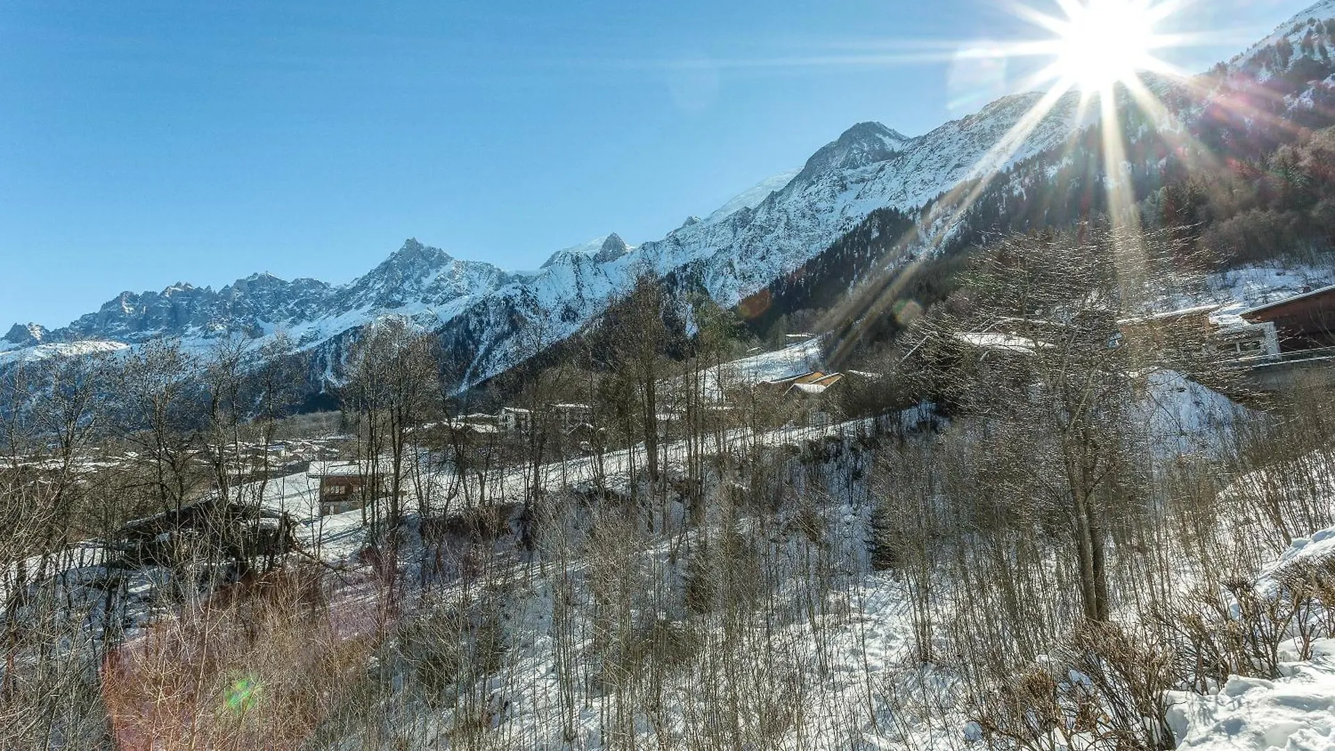 Apartment Kandahar - Alpes Travel - Central Chamonix - Sleeps 4 Les Houches